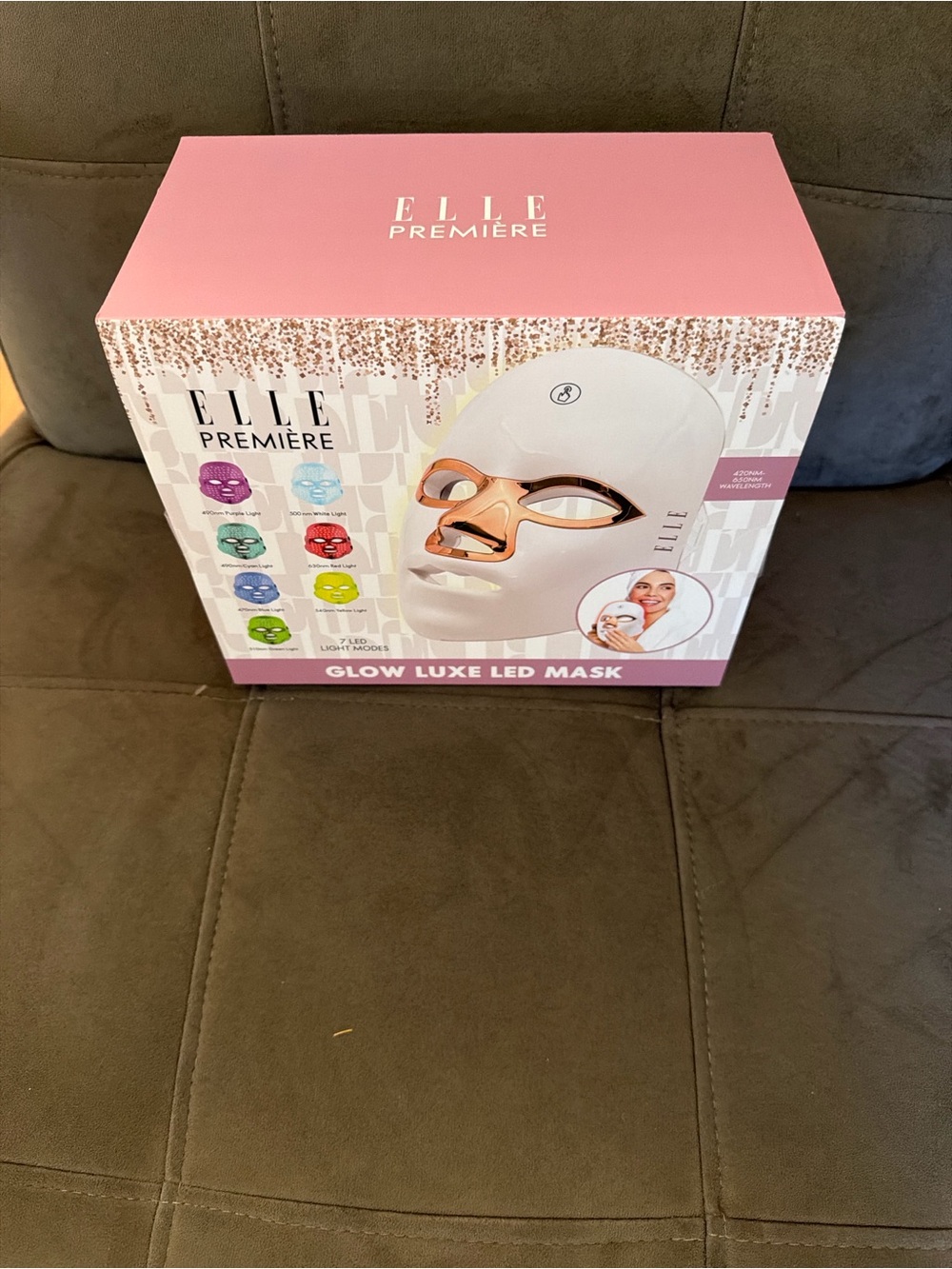 LED Face Mask Packaging - Picture 3 of 7